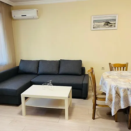Beach Apartments Pomorie Апартаменты Поморие